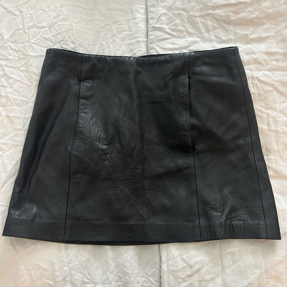 ALC Cowan Leather Mini Skirt - Picture 1 of 3